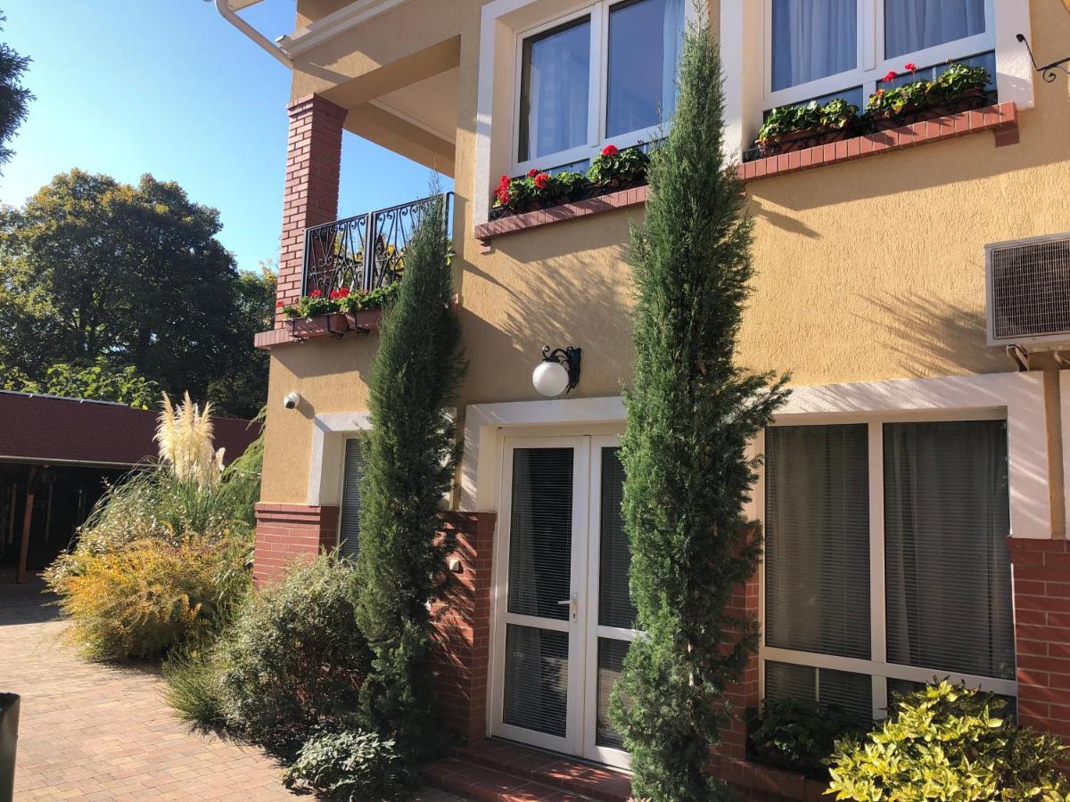 Galéria Apartmanház Keszthely Exterior foto